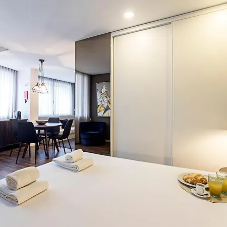 Super Flat W/ Ac By Lovelystay Apartment